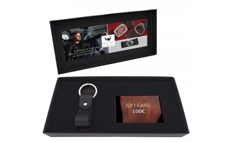 Herren Geschenkgutschein Cool mit Schlüsselanhänger in schwarz
