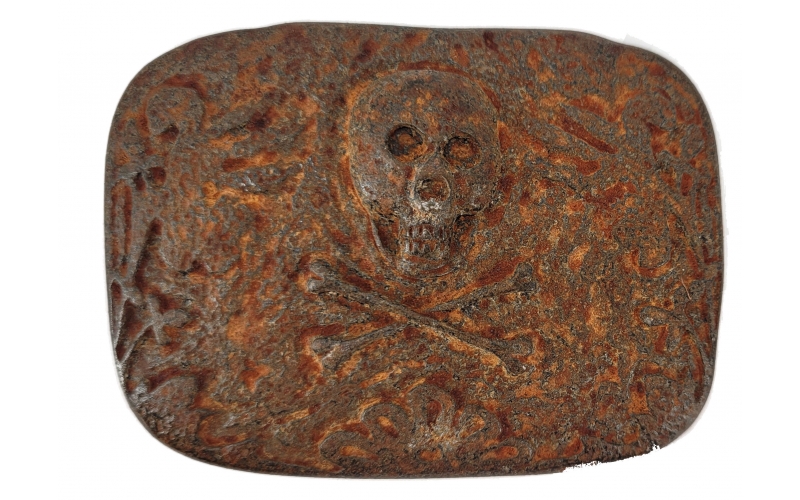 Rostige Gürtelschnalle Totenkopf